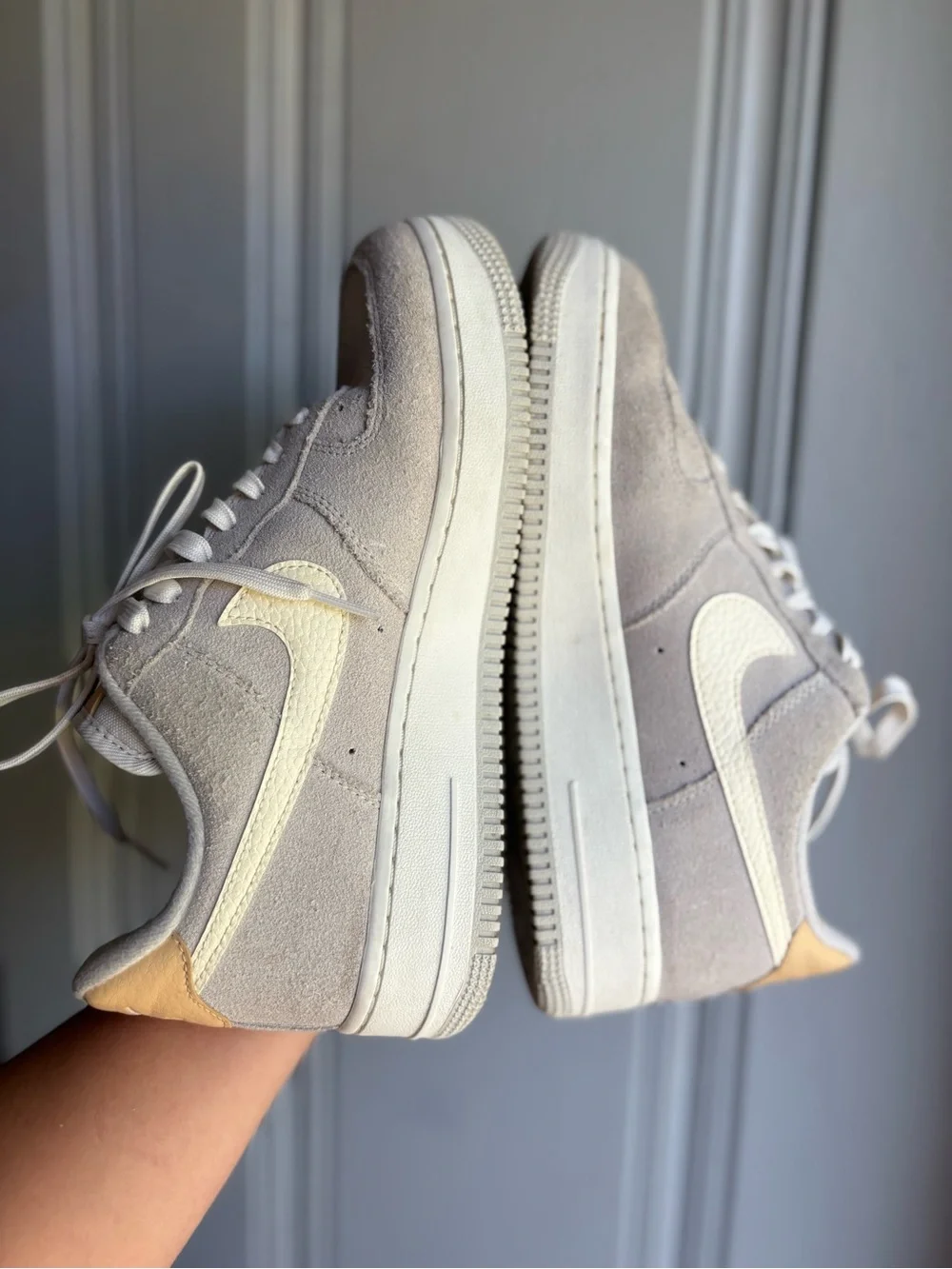 Nike padded top low
